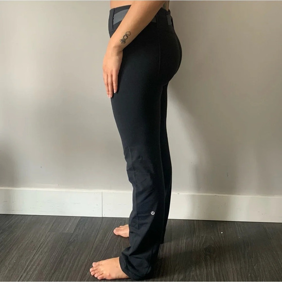 Lululemon black pants  woman’s size 4 with removable belt - Picture 3 of 10